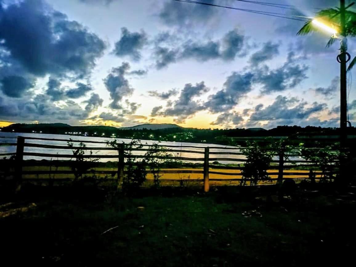 Riverstone Riverfront Stay Гокарна Номер фото