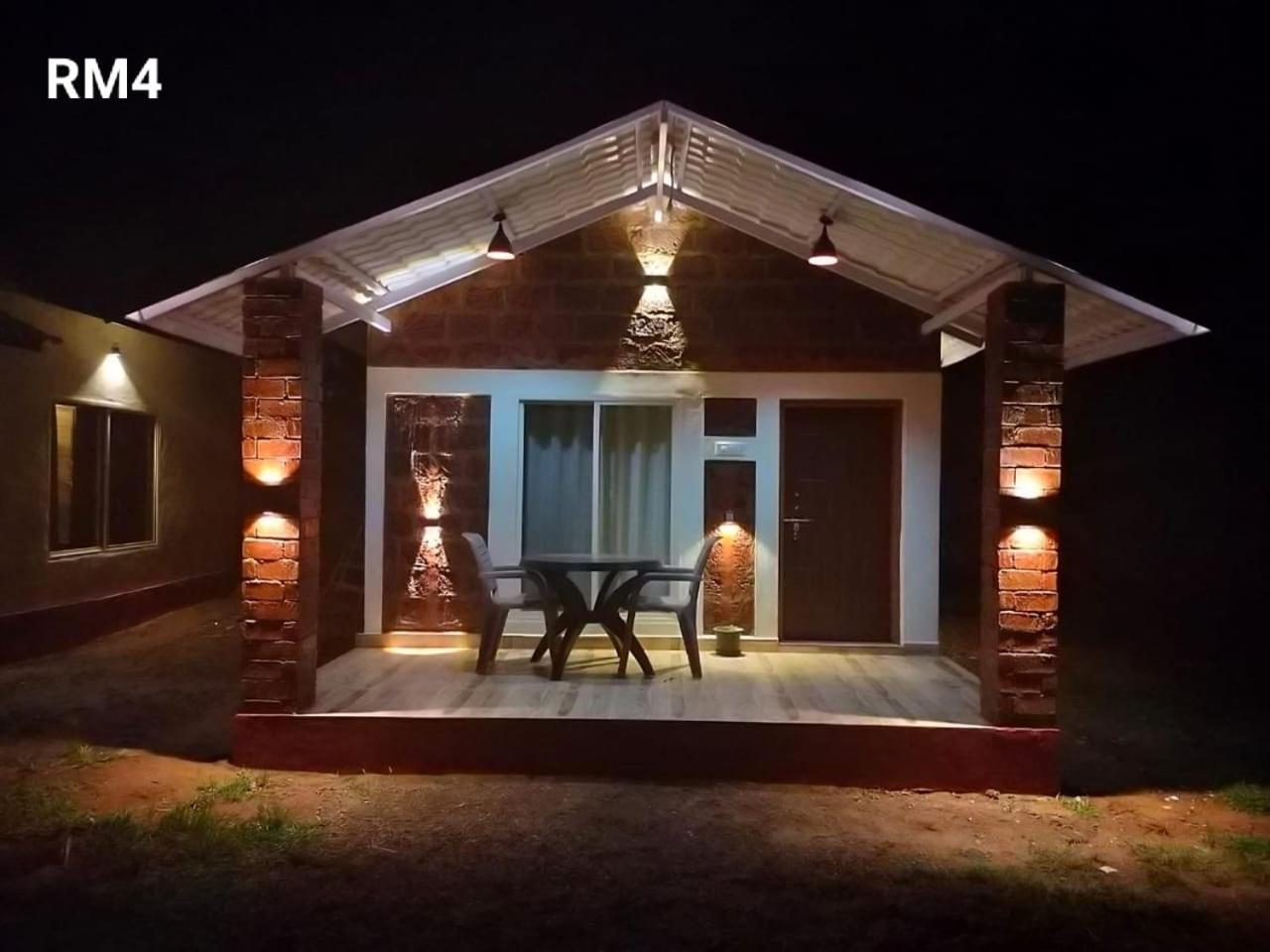 Riverstone Riverfront Stay Гокарна Номер фото
